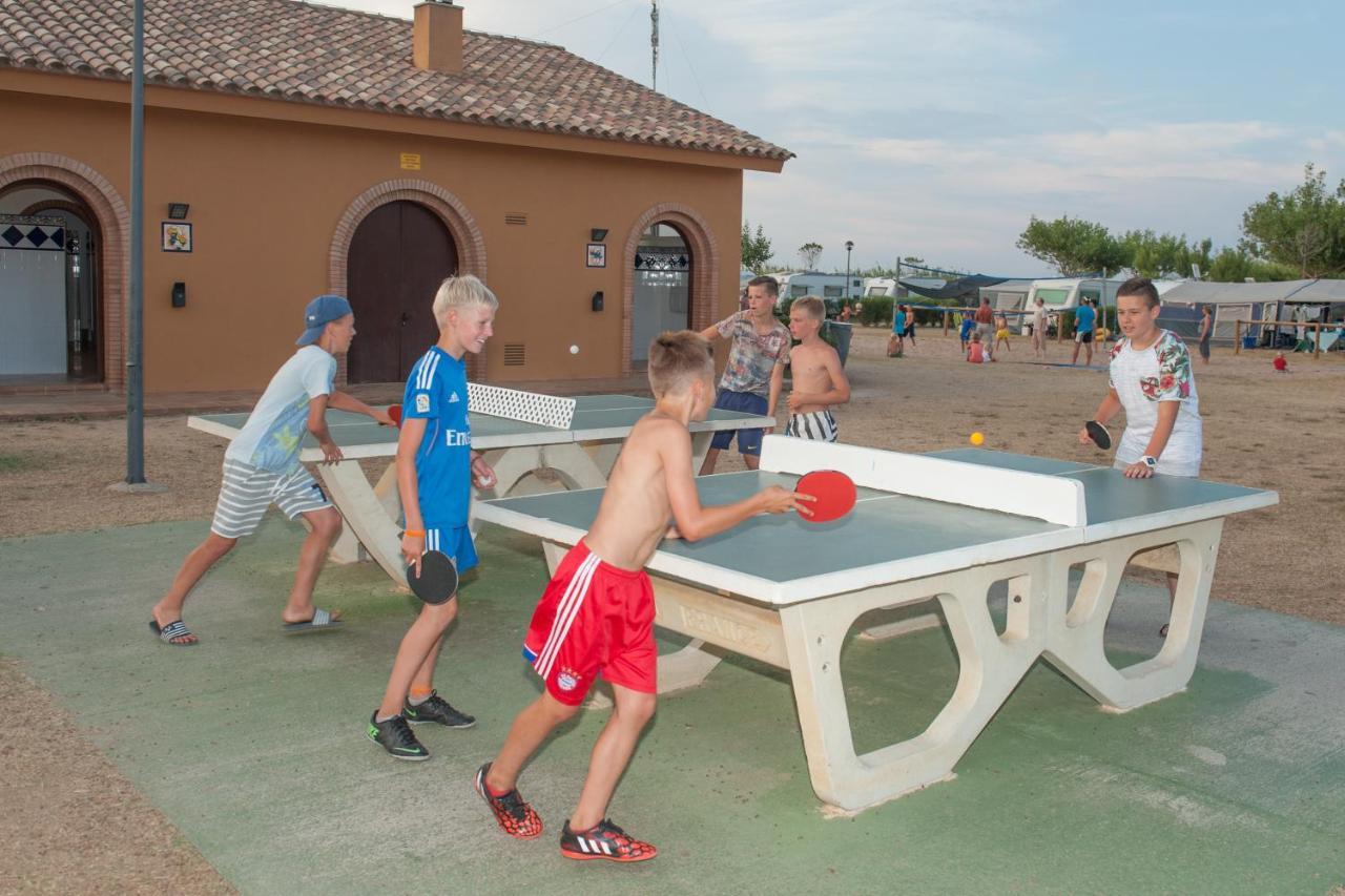 Camping & Bungalows Platja Brava 帕尔斯 外观 照片